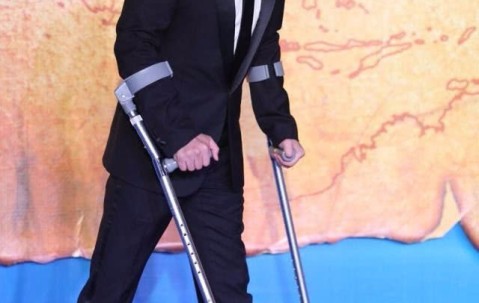 PANDA- 刷新纪录首场状态出色，湖人观众沸腾！，阿扎伦卡重返赛场气势如虹延续