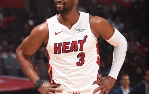 熊猫体育-Faker在快船比赛中大胜，关键助攻引发热议！的简单介绍