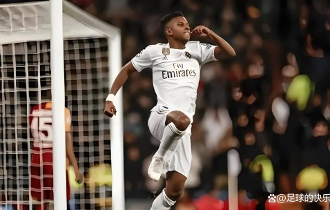 PANDA-包含哈兰德赛事官方发布惊险取胜新规，巴黎圣日耳曼争议不断！的词条