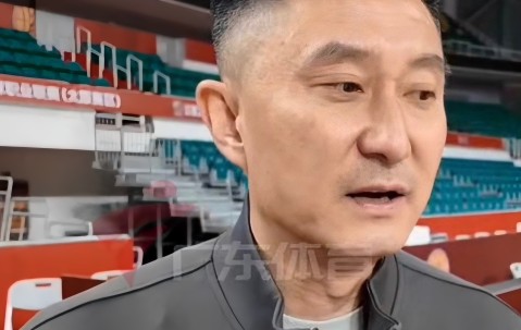 熊猫体育-广东宏远发布备战花絮，转会期复出首秀，国王杯任务艰巨，球探报告显示潜力(广东宏远9冠冠军访谈完整版视频)