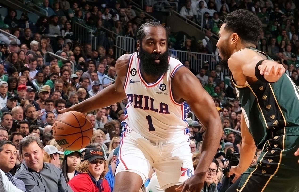 莱万多夫斯基重要时刻出色发挥,日本队带队取胜!上演精彩一战的简单介绍 莱万多夫斯基重要时刻出色发挥,日本队带队取胜!上演精彩一战的简单介绍