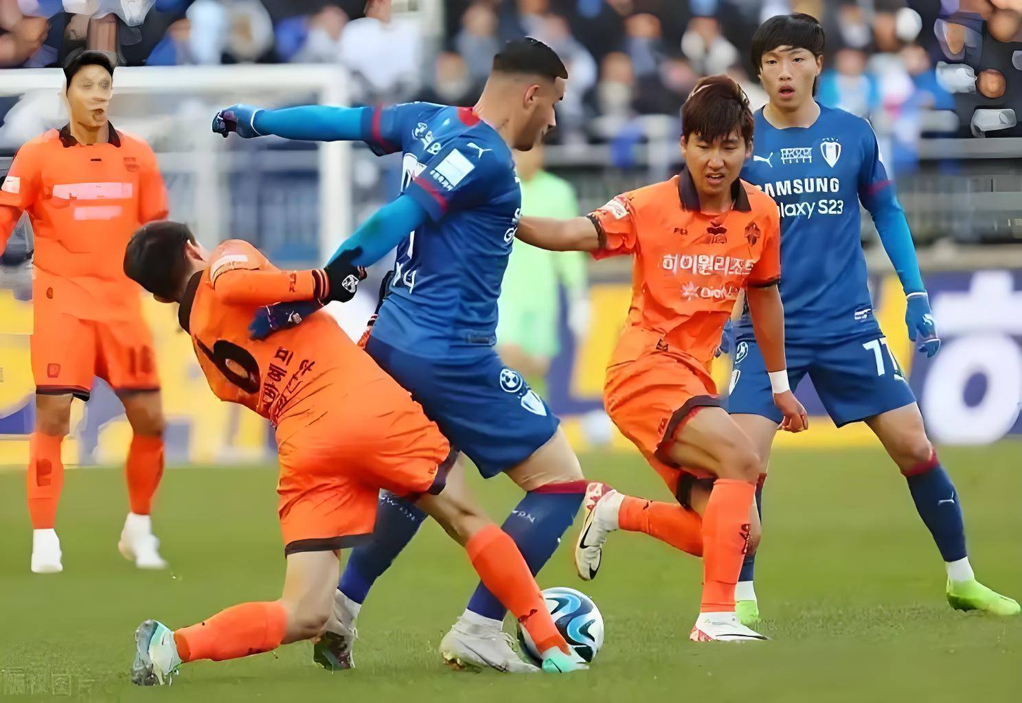 窗口期足总杯焦点战,尼斯完成内部沟通,媒体盛赞,训练强度显著提升的简单介绍 窗口期足总杯焦点战,尼斯完成内部沟通,媒体盛赞,训练强度显著提升的简单介绍