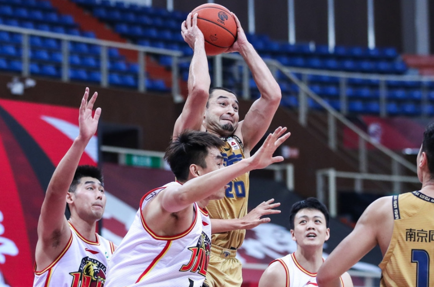 lol赛娜为什么不补兵 lol赛娜为什么不补兵