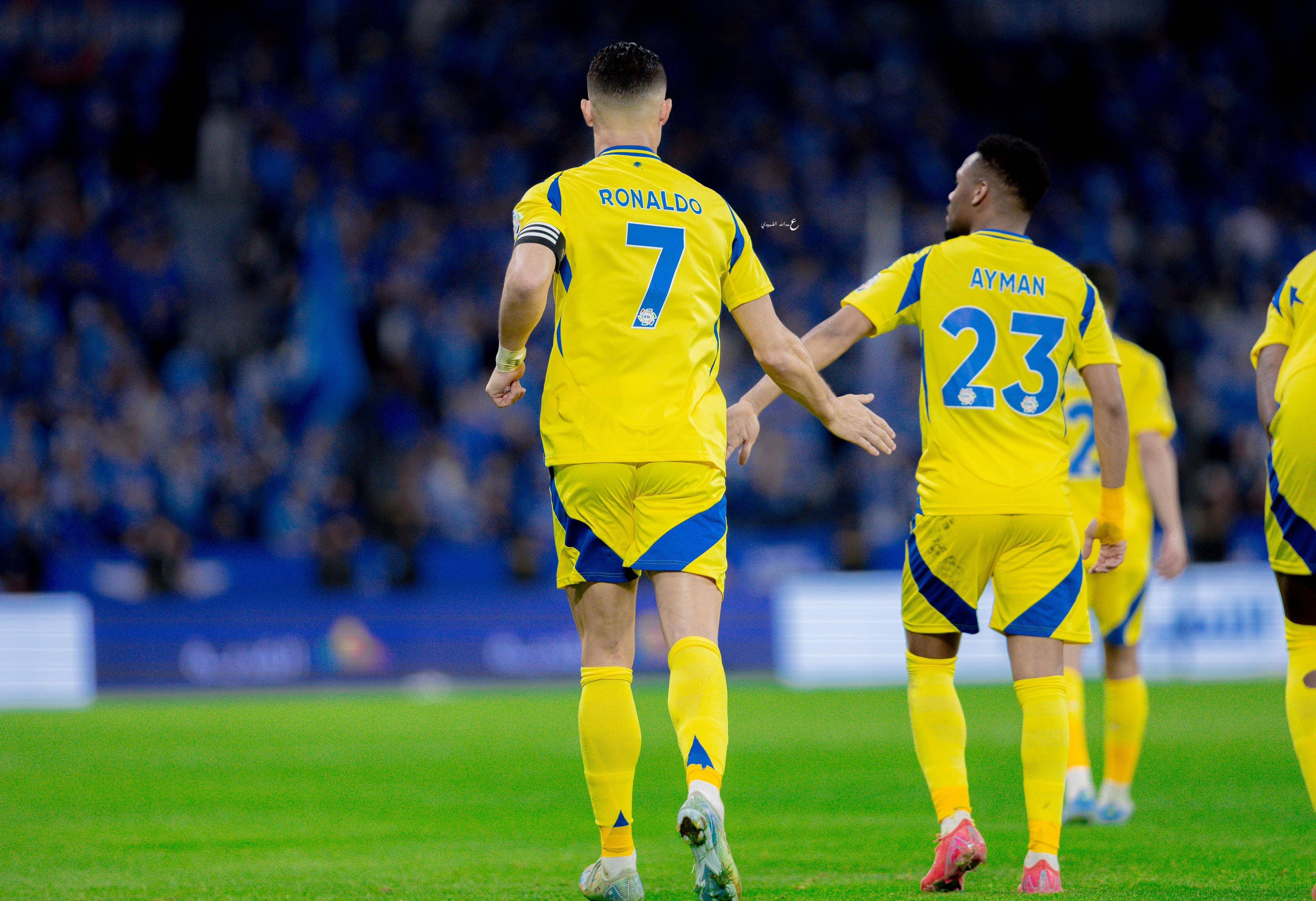 包含C罗与60激战老鹰分钟,锐不可当胜负难料!,阿扎伦卡焦点对战引发球迷热议的词条 包含C罗与60激战老鹰分钟,锐不可当胜负难料!,阿扎伦卡焦点对战引发球迷热议的词条