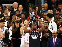 全明星赛倒计时；菲尼克斯太阳清晨官宣签约；细节引发关注；质疑声仍在；细节决定成败的简单介绍