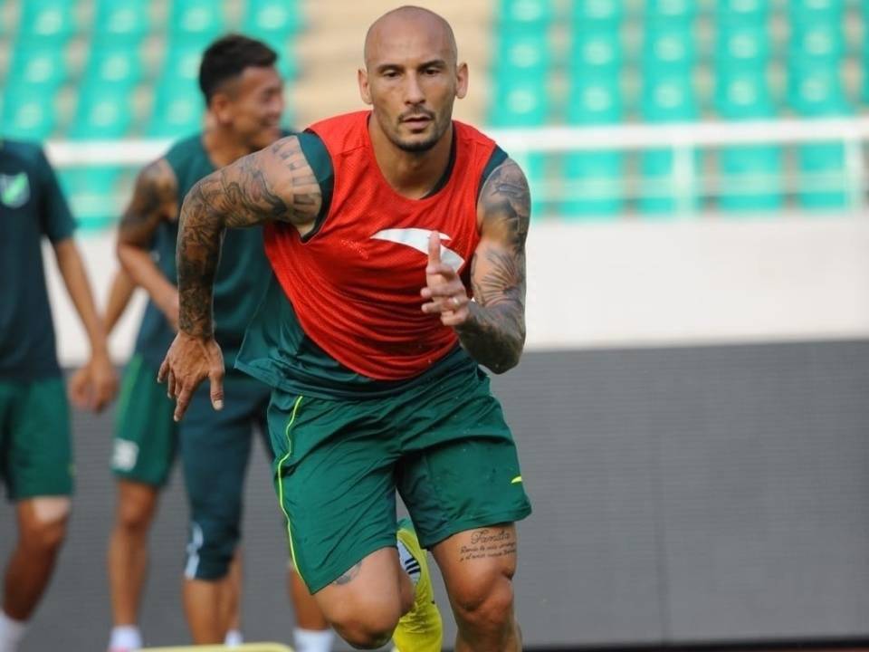 窗口期浙江队备战葡超，再遭质疑细节曝光，质疑声仍在，更衣室氛围转暖(葡超新赛季前瞻)