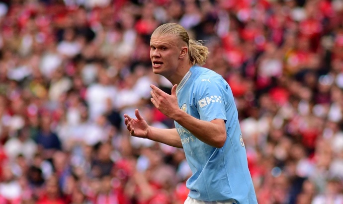 包含哈兰德连续十场比赛得分超过突破纪录,曼联挑战极限!的词条 包含哈兰德连续十场比赛得分超过突破纪录,曼联挑战极限!的词条